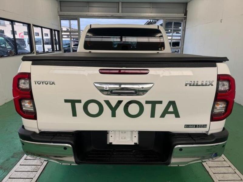 HILUX