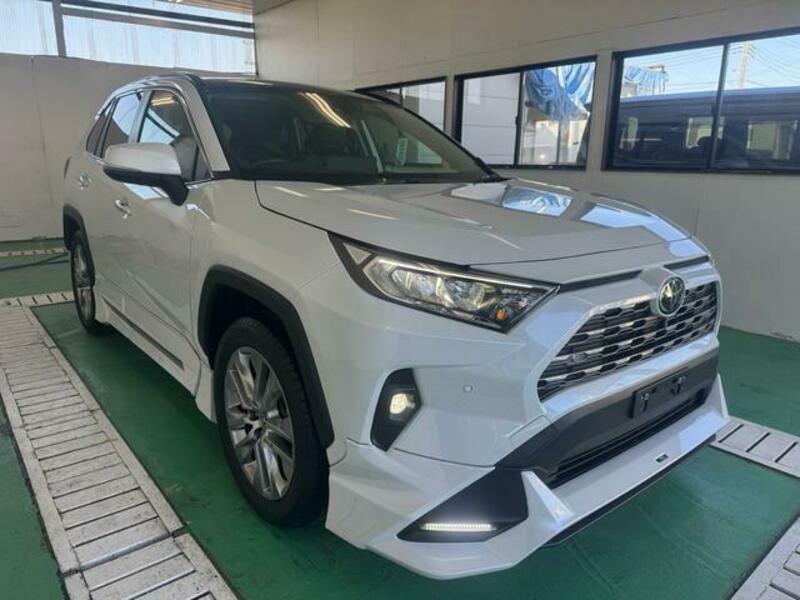 RAV4