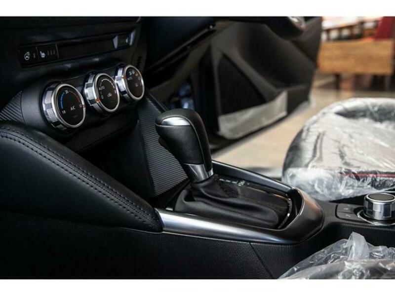 MAZDA2