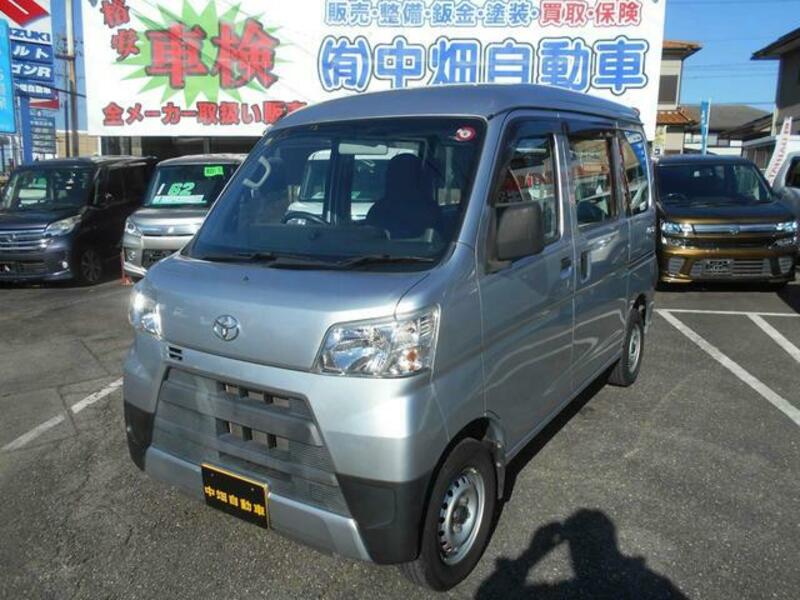 TOYOTA PIXIS VAN