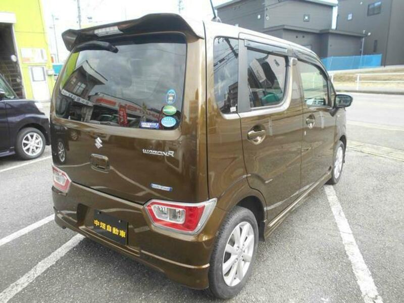 WAGON R