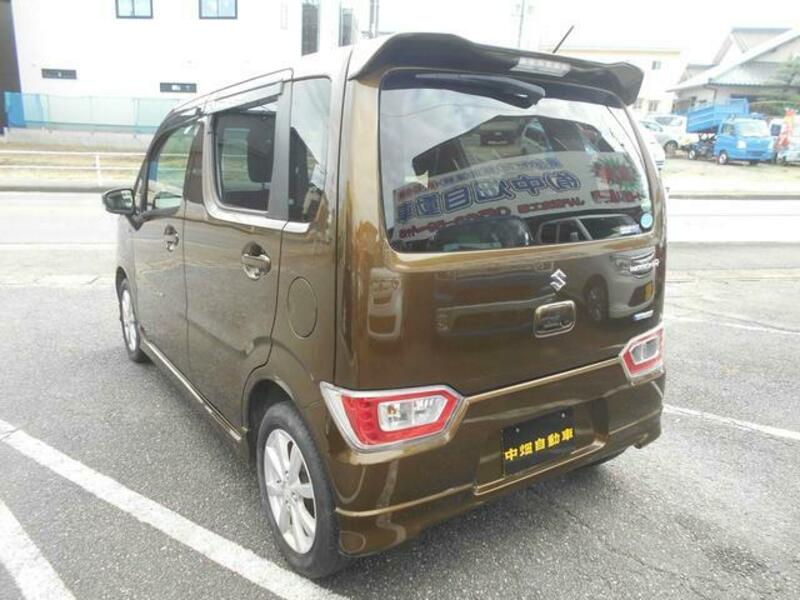 WAGON R