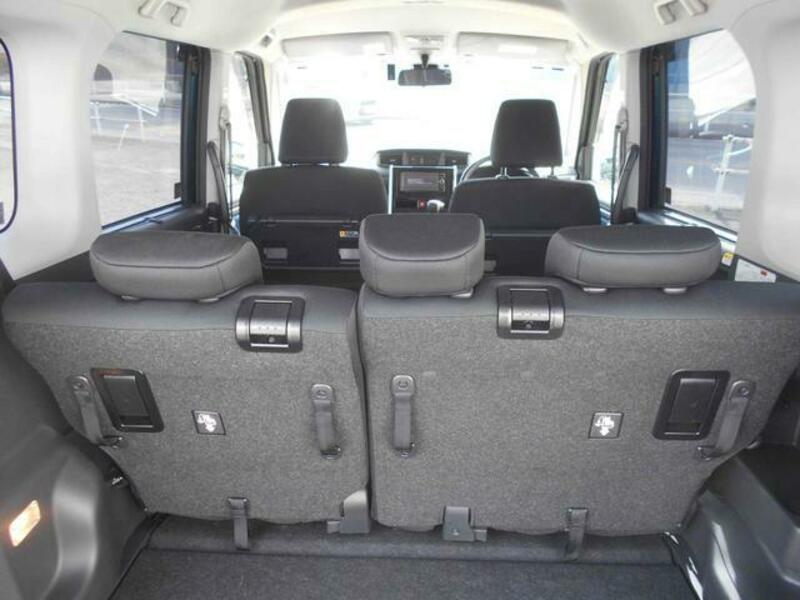 ROOMY