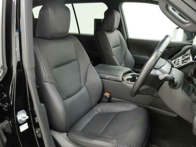 LAND CRUISER