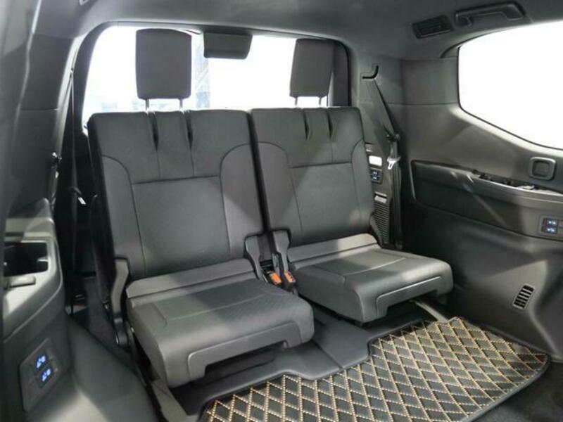 LAND CRUISER