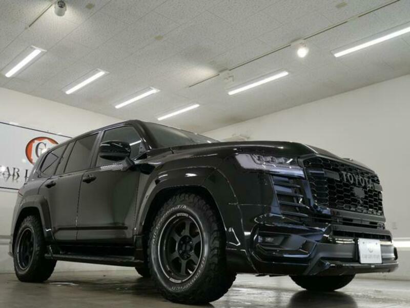 LAND CRUISER