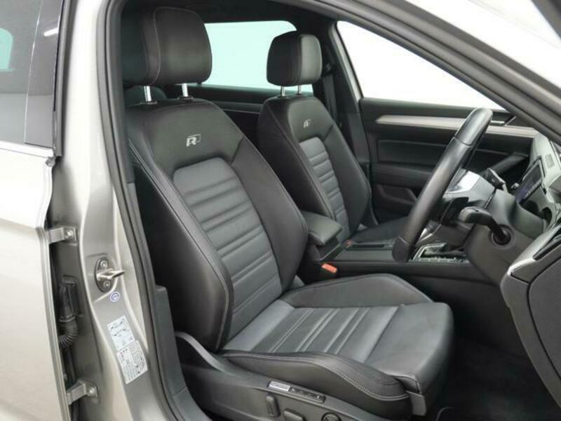 PASSAT VARIANT