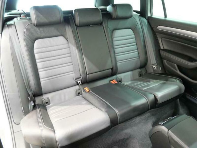PASSAT VARIANT