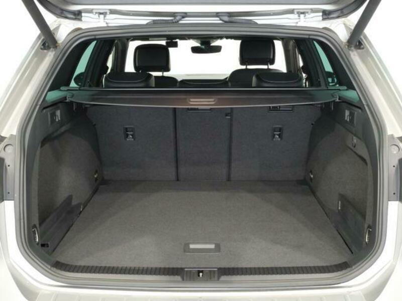 PASSAT VARIANT
