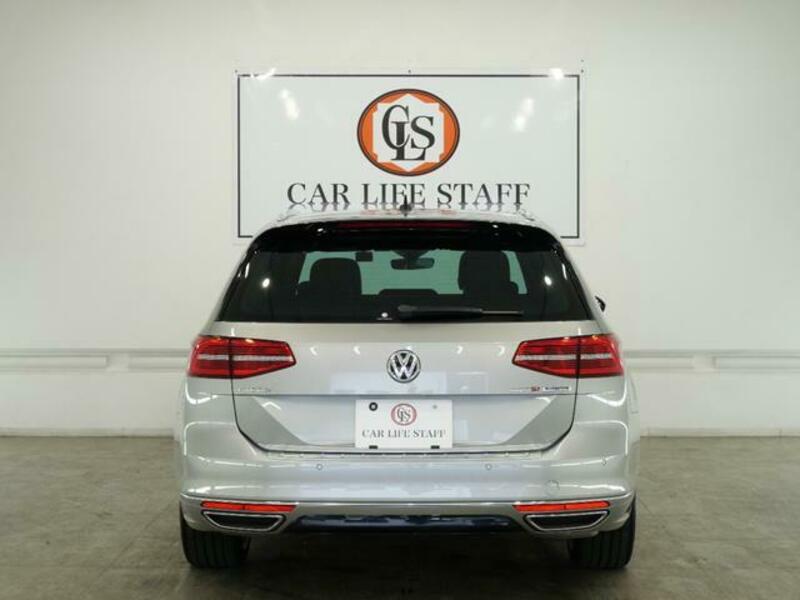 PASSAT VARIANT