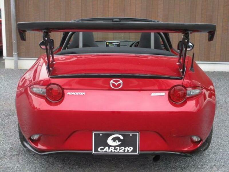 ROADSTER
