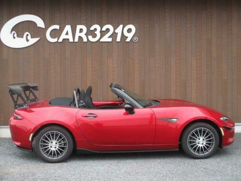 ROADSTER