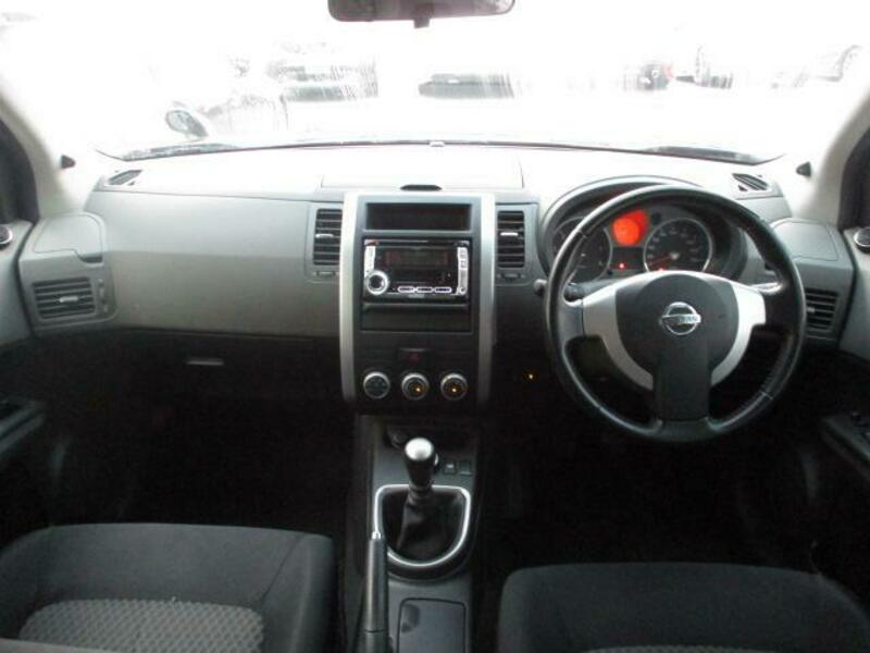 X-TRAIL