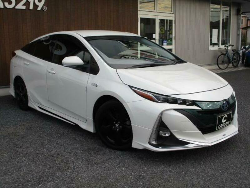 PRIUS PHV