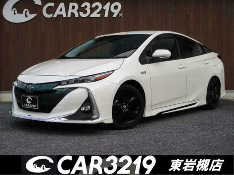 TOYOTA PRIUS PHV