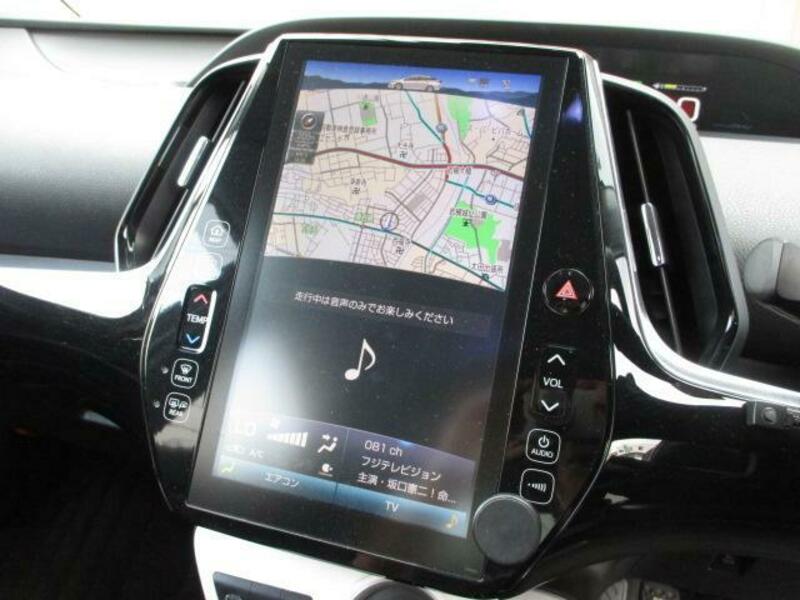 PRIUS PHV
