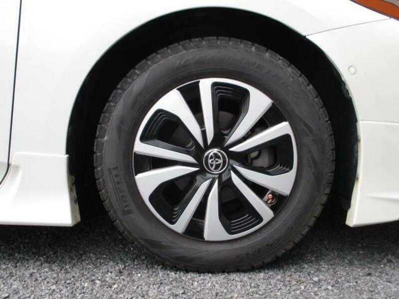 PRIUS PHV