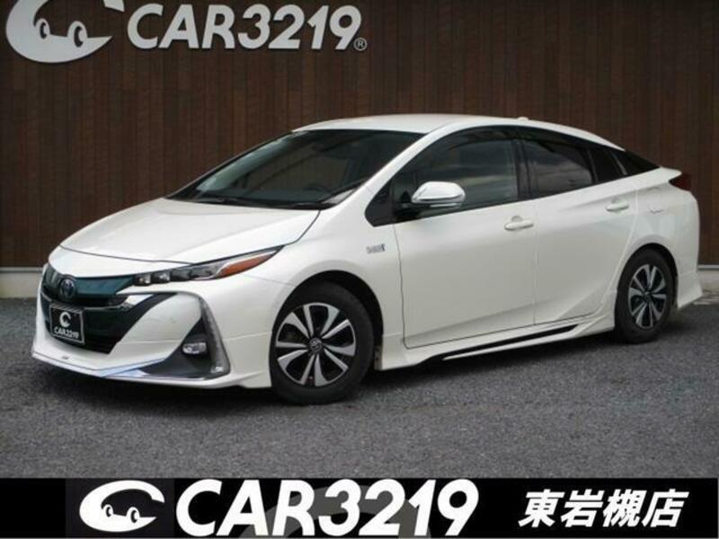 TOYOTA PRIUS PHV