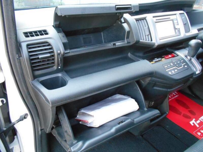 STEPWAGON SPADA