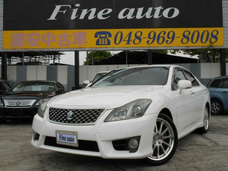 TOYOTA CROWN