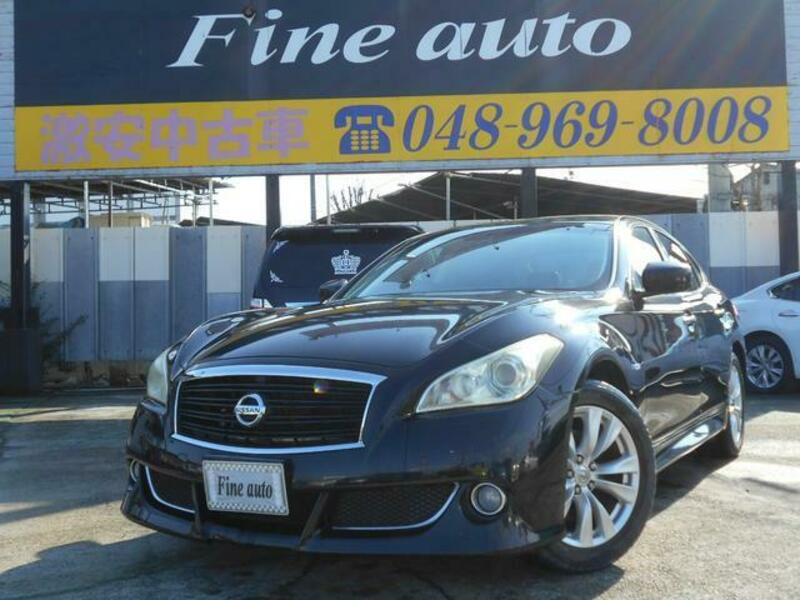 NISSAN FUGA