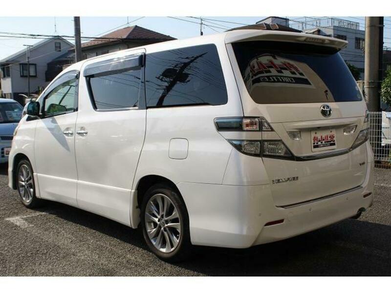 VELLFIRE