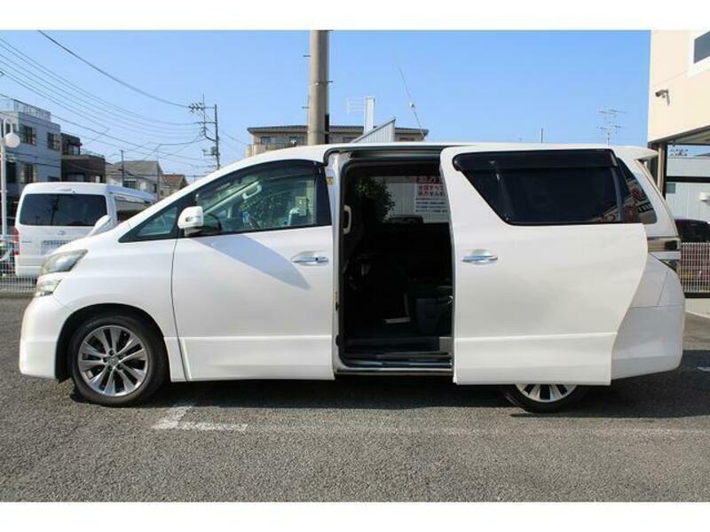 VELLFIRE