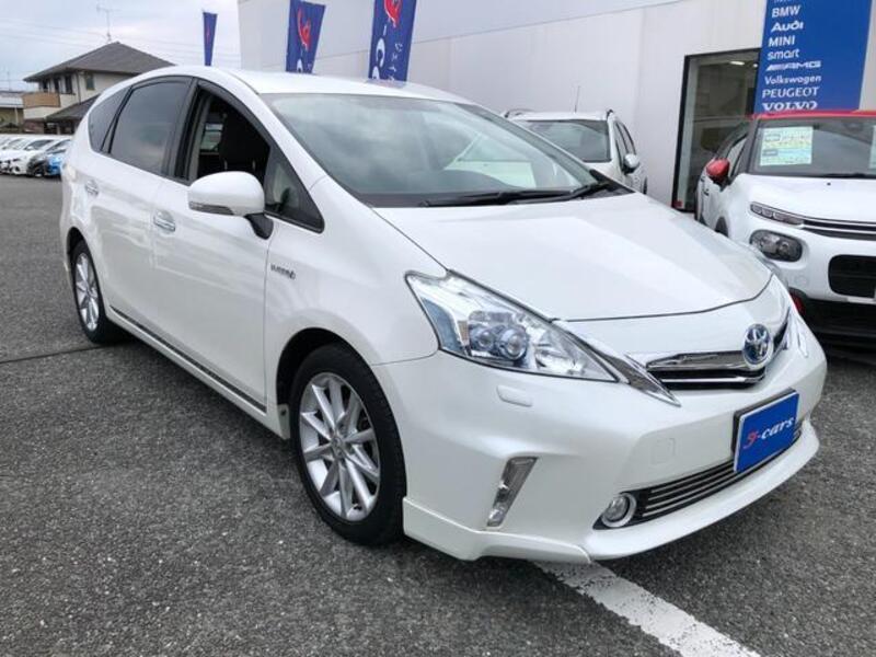 PRIUS ALPHA