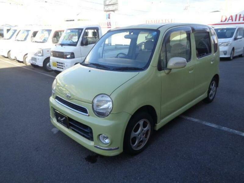 DAIHATSU MOVE LATTE