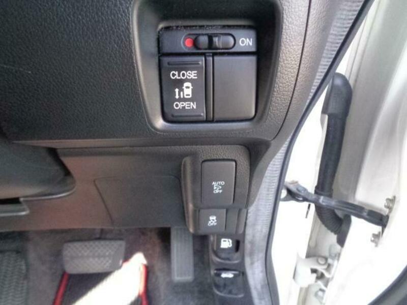 N BOX