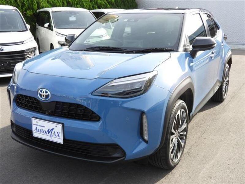YARIS CROSS