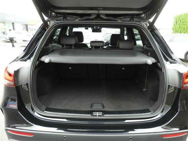 GLA CLASS