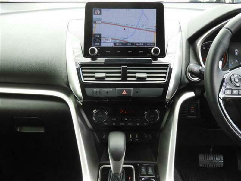 ECLIPSE CROSS