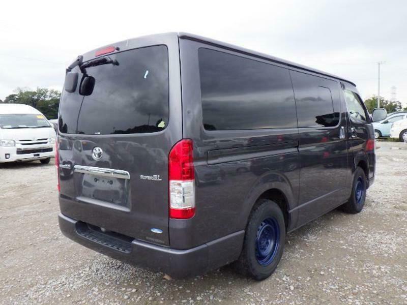 HIACE