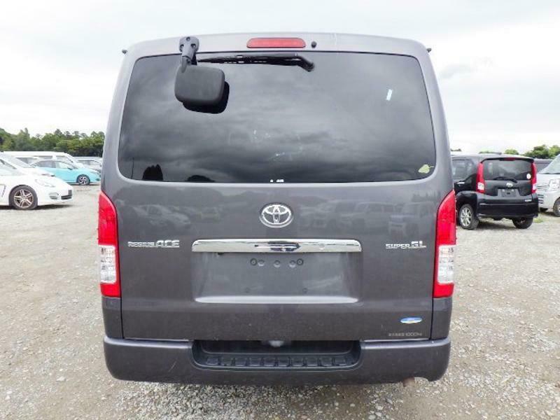 HIACE