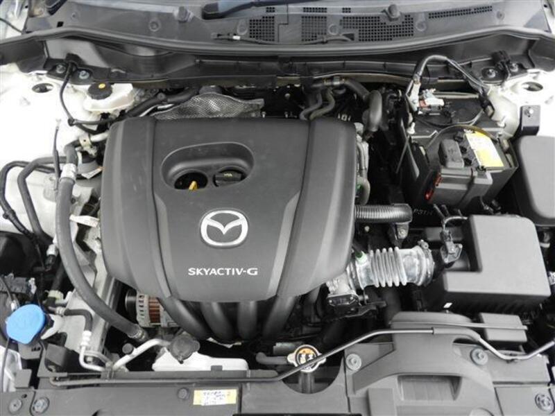 MAZDA2