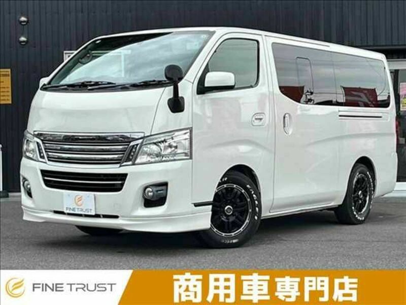 NV350 CARAVAN-0