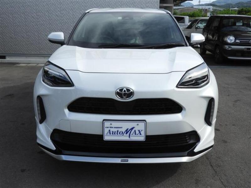 YARIS CROSS
