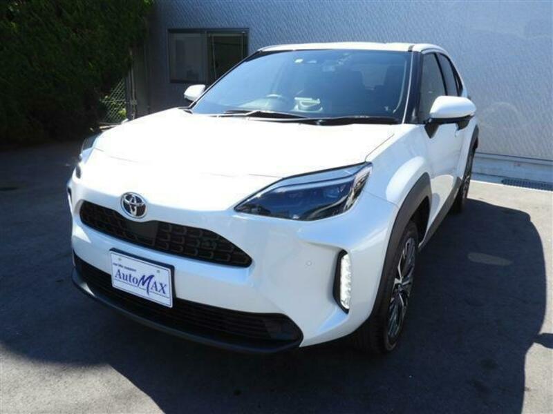 YARIS CROSS