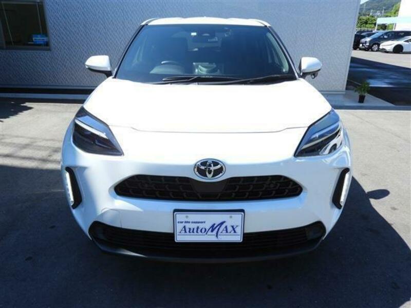 YARIS CROSS