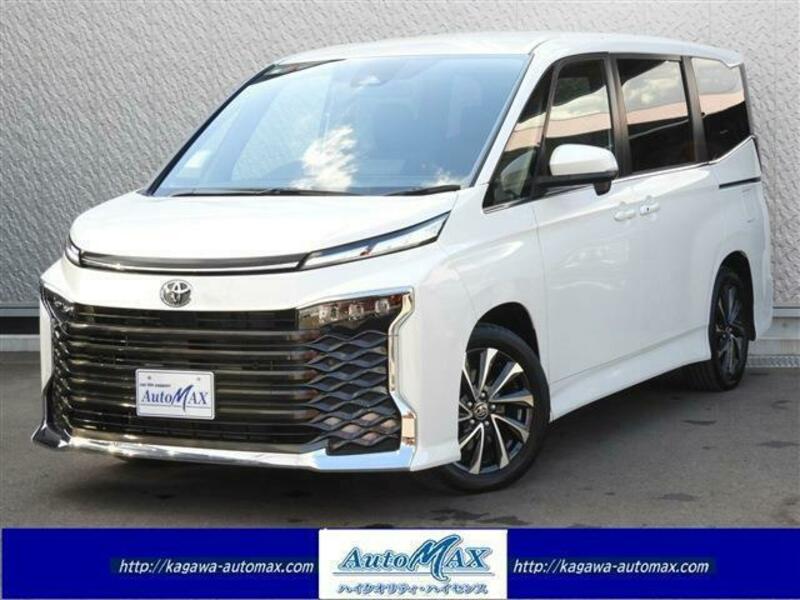 TOYOTA VOXY