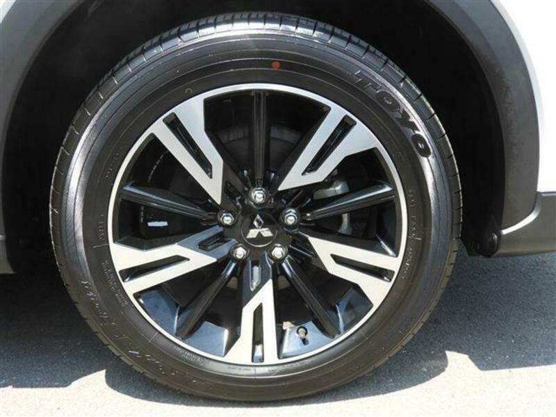 ECLIPSE CROSS