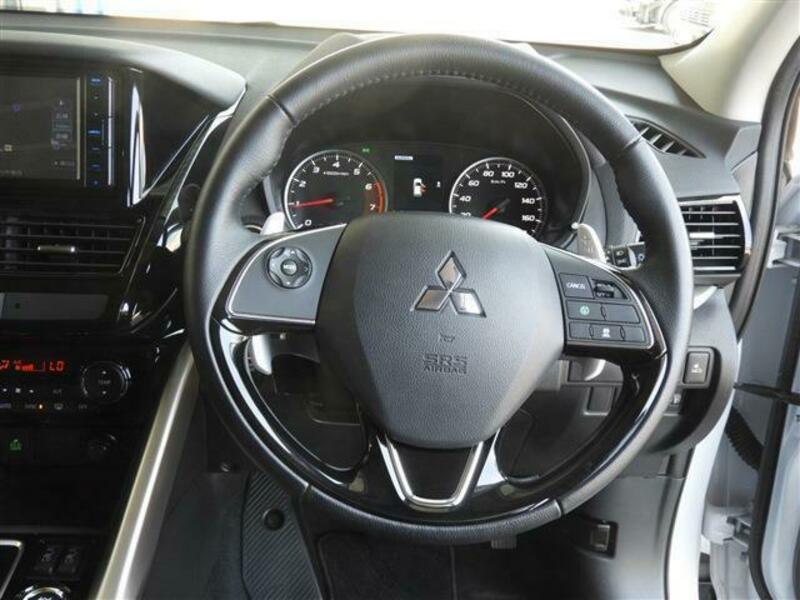 ECLIPSE CROSS