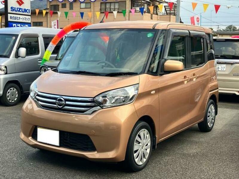 NISSAN DAYZ ROOX