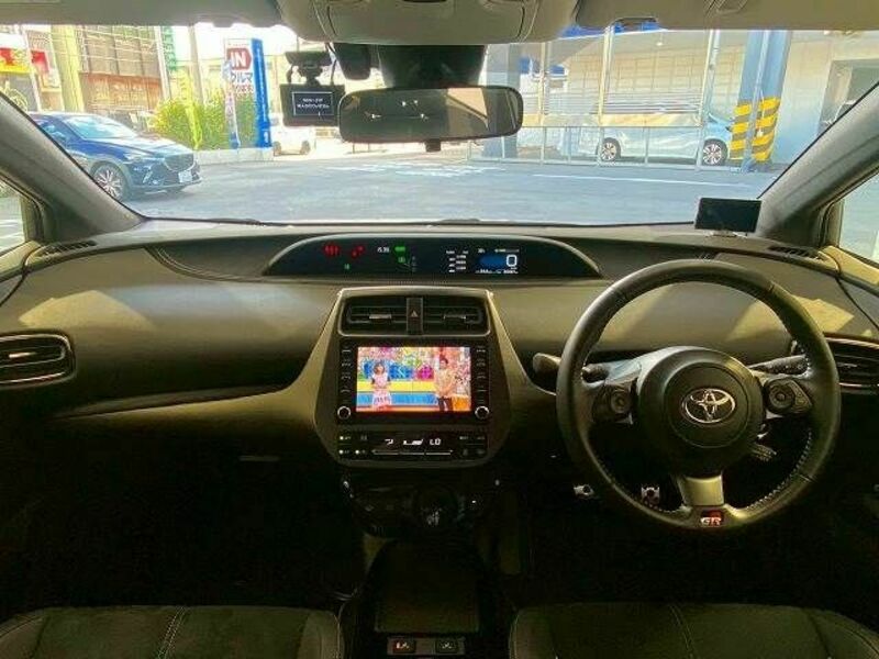 PRIUS PHV
