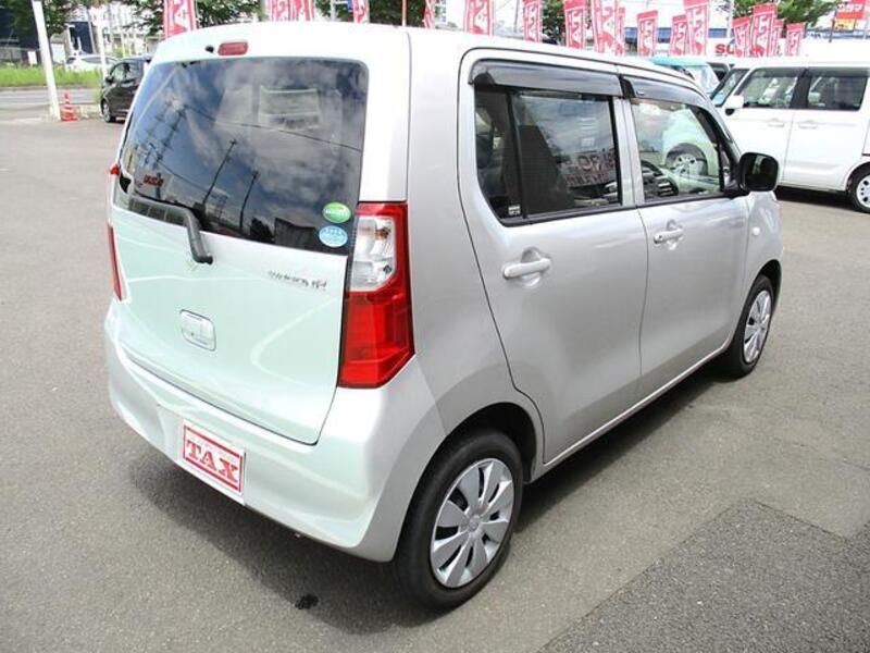 WAGON R