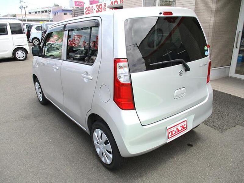 WAGON R