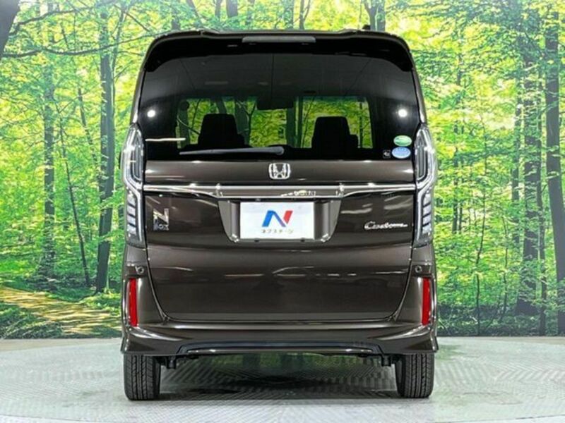 N BOX CUSTOM
