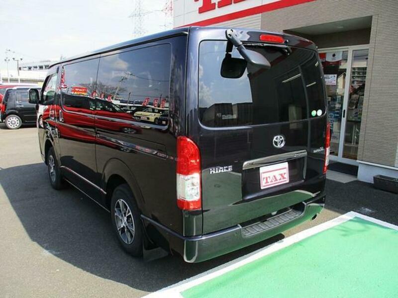 HIACE VAN
