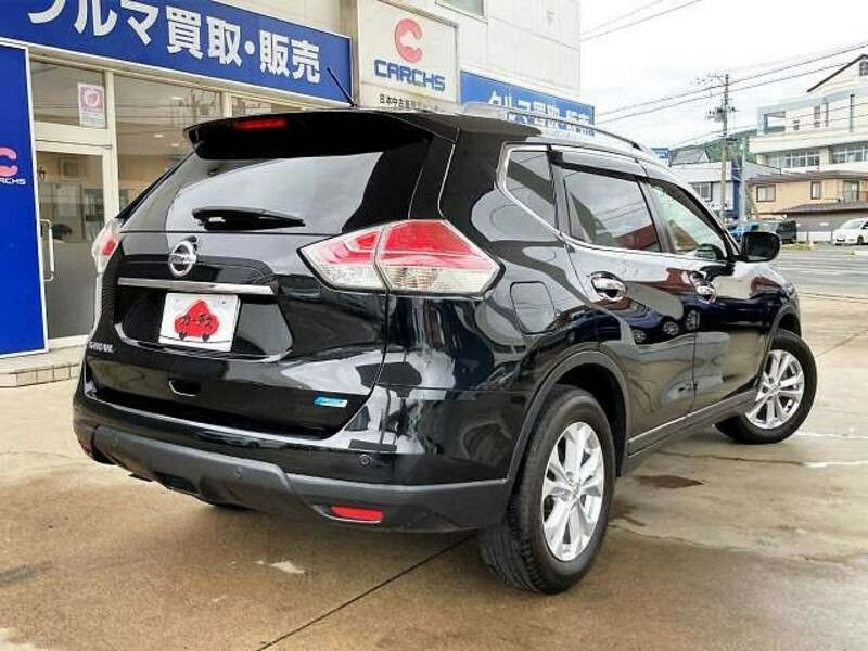 X-TRAIL